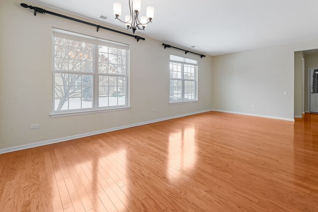 14304 Flagstaff Court, Huntley, IL 60142