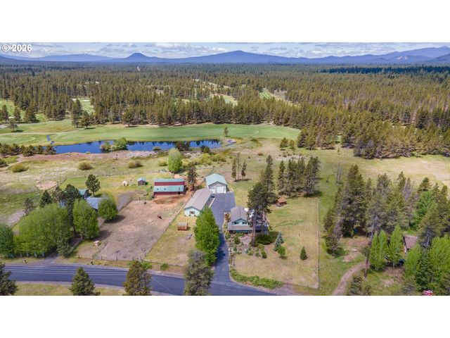 53939 PINE GROVE Rd, La Pine, OR 97739