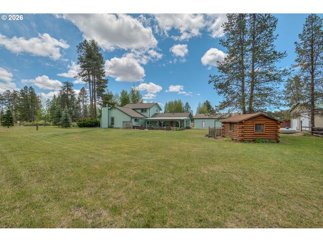 53939 PINE GROVE Rd, La Pine, OR 97739