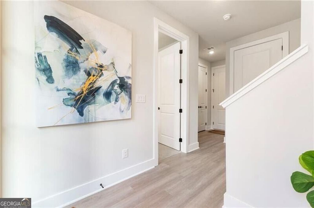 2202 Carlton Court, Atlanta, GA 30318 — photo 4