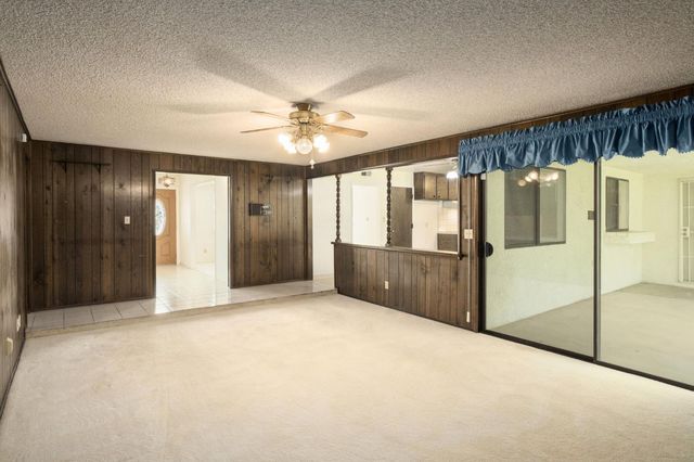 6697 N Teilman Avenue, Fresno, CA 93711