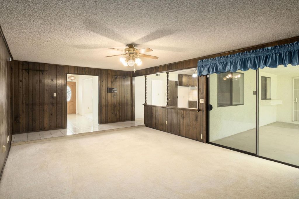 Image 11 of property listing at 6697 N Teilman Avenue, Fresno, CA 93711