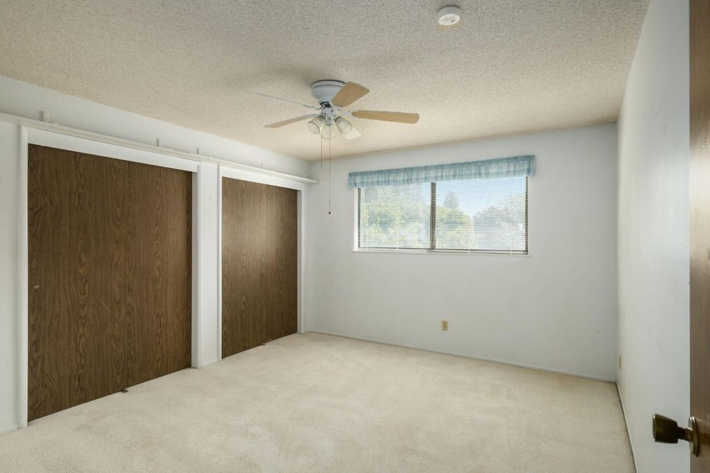 Image 24 of property listing at 6697 N Teilman Avenue, Fresno, CA 93711