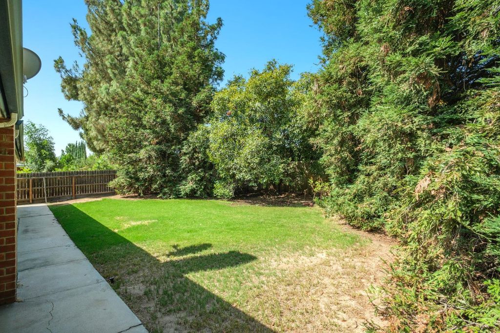 Image 30 of property listing at 6697 N Teilman Avenue, Fresno, CA 93711