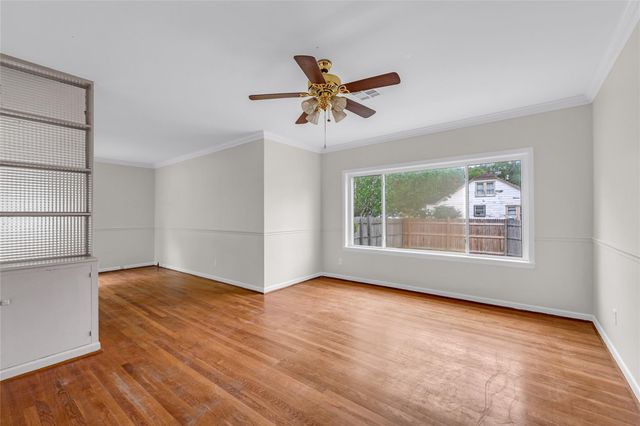 2527 Avenue G, Rosenberg, TX 77471