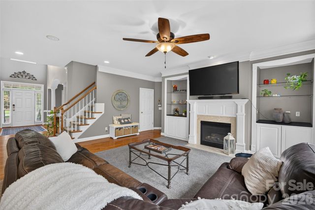 9220 Kensington Forest Drive, Harrisburg, NC 28075