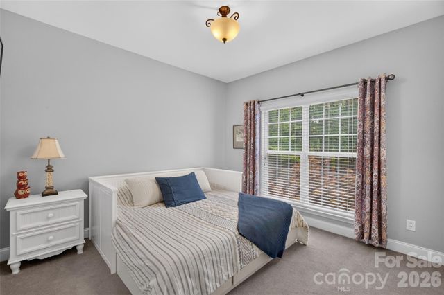 9220 Kensington Forest Drive, Harrisburg, NC 28075