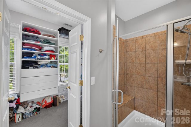 9220 Kensington Forest Drive, Harrisburg, NC 28075