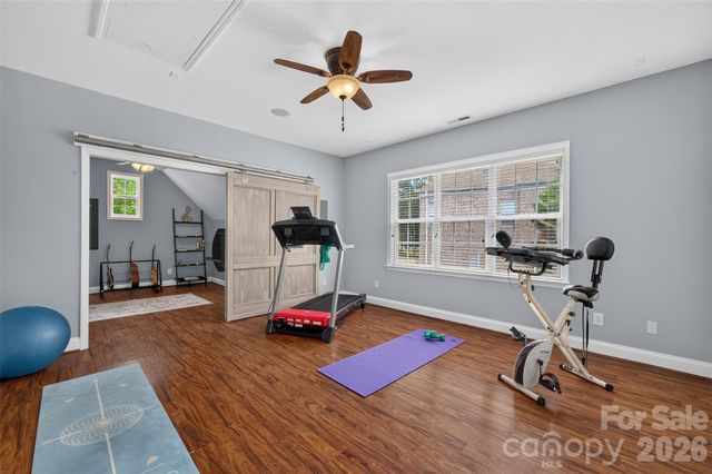 9220 Kensington Forest Drive, Harrisburg, NC 28075