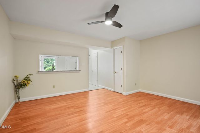875 Martin Luther King Junior Boulevard Apt 4, Chapel Hill, NC 27514