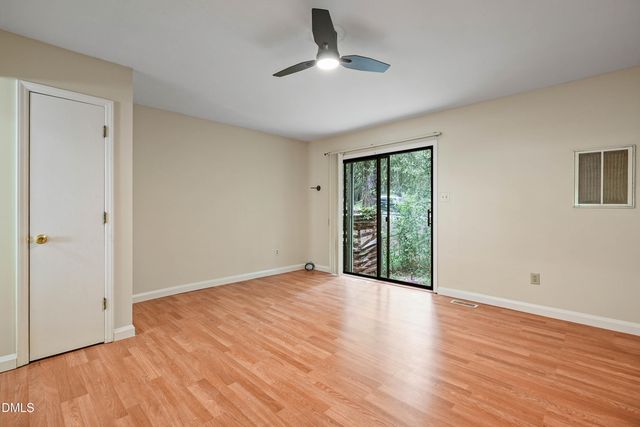 875 Martin Luther King Junior Boulevard Apt 4, Chapel Hill, NC 27514