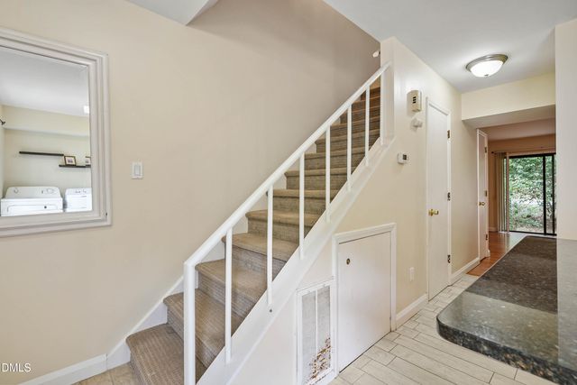 875 Martin Luther King Junior Boulevard Apt 4, Chapel Hill, NC 27514