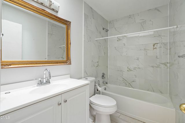 875 Martin Luther King Junior Boulevard Apt 4, Chapel Hill, NC 27514