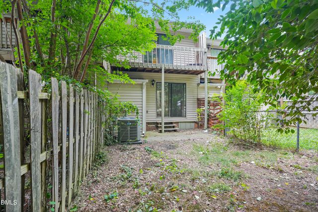 875 Martin Luther King Junior Boulevard Apt 4, Chapel Hill, NC 27514