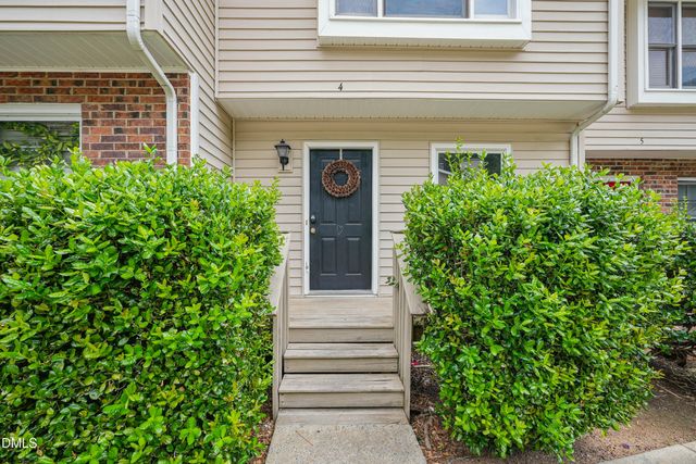 875 Martin Luther King Junior Boulevard Apt 4, Chapel Hill, NC 27514