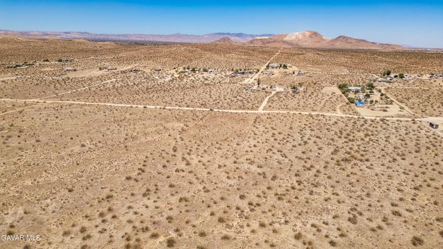 Near Beaudette & 30th St W, Rosamond, CA 93560