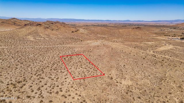 Near Beaudette & 30th St W, Rosamond, CA 93560