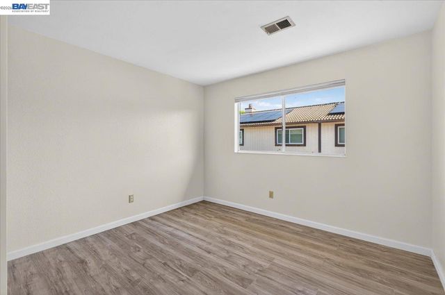 8373 Locust Pl, Dublin, CA 94568