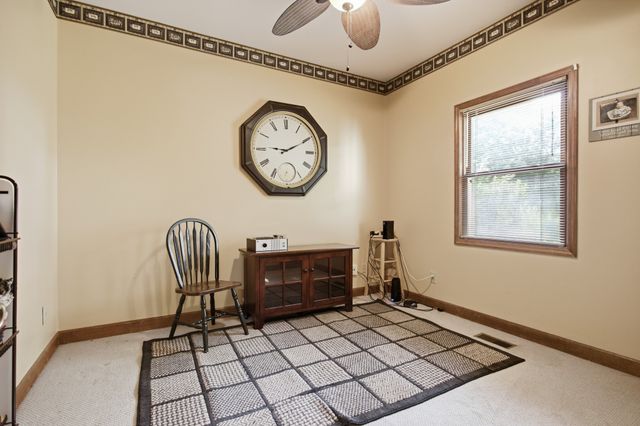 301 Kippsford Pond Rd, Columbia, TN 38401