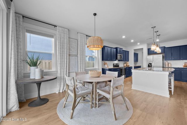 110 Edgewater Way, Surf City, NC 28445