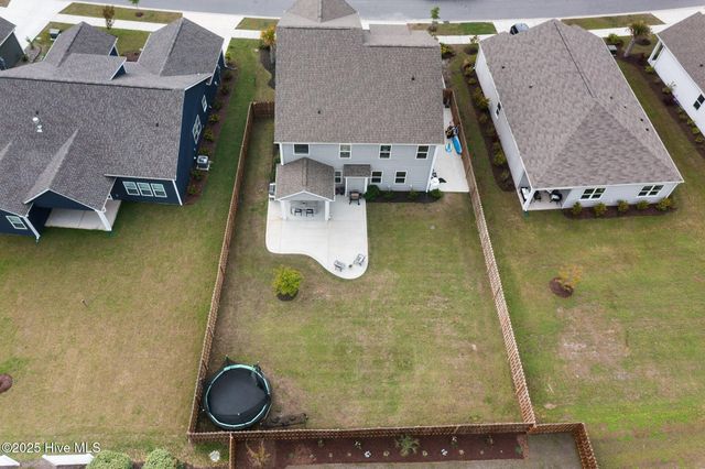 110 Edgewater Way, Surf City, NC 28445