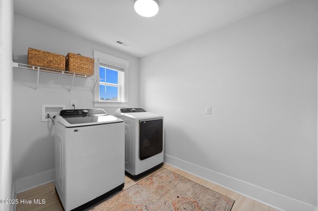 110 Edgewater Way, Surf City, NC 28445