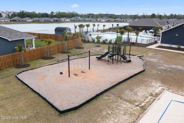 110 Edgewater Way, Surf City, NC 28445