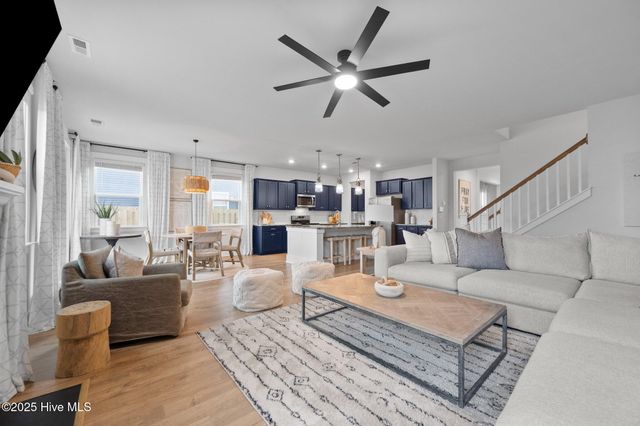 110 Edgewater Way, Surf City, NC 28445