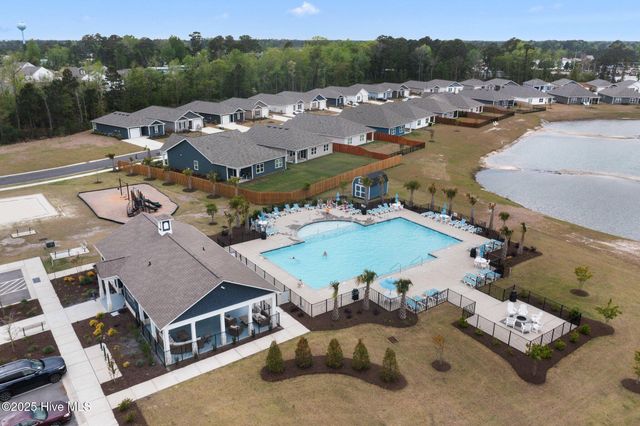 110 Edgewater Way, Surf City, NC 28445