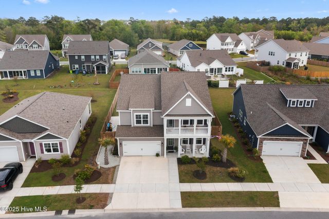 110 Edgewater Way, Surf City, NC 28445