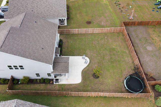 110 Edgewater Way, Surf City, NC 28445