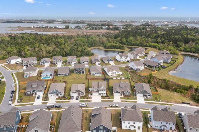 110 Edgewater Way, Surf City, NC 28445