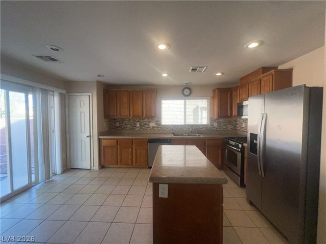 220 Stagecoach Flats Avenue, North Las Vegas, NV 89031