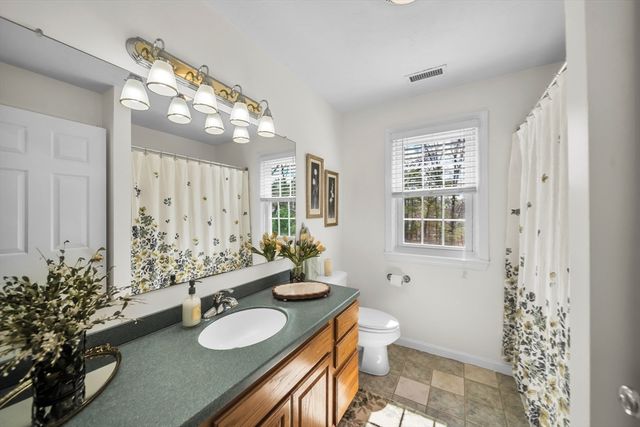 3 Nichols Dr, Grafton, MA 01519