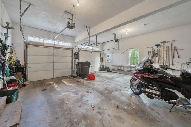 3 Nichols Dr, Grafton, MA 01519