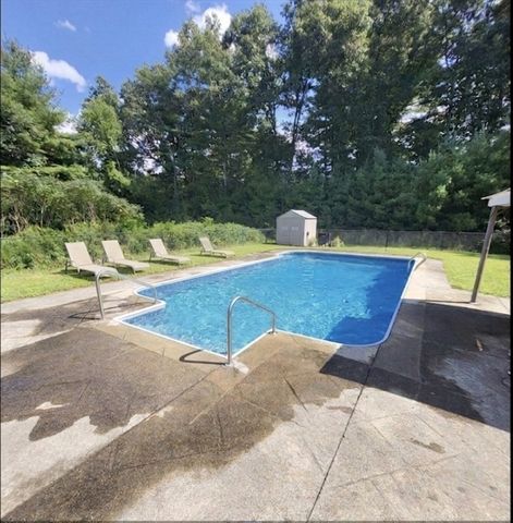 3 Nichols Dr, Grafton, MA 01519