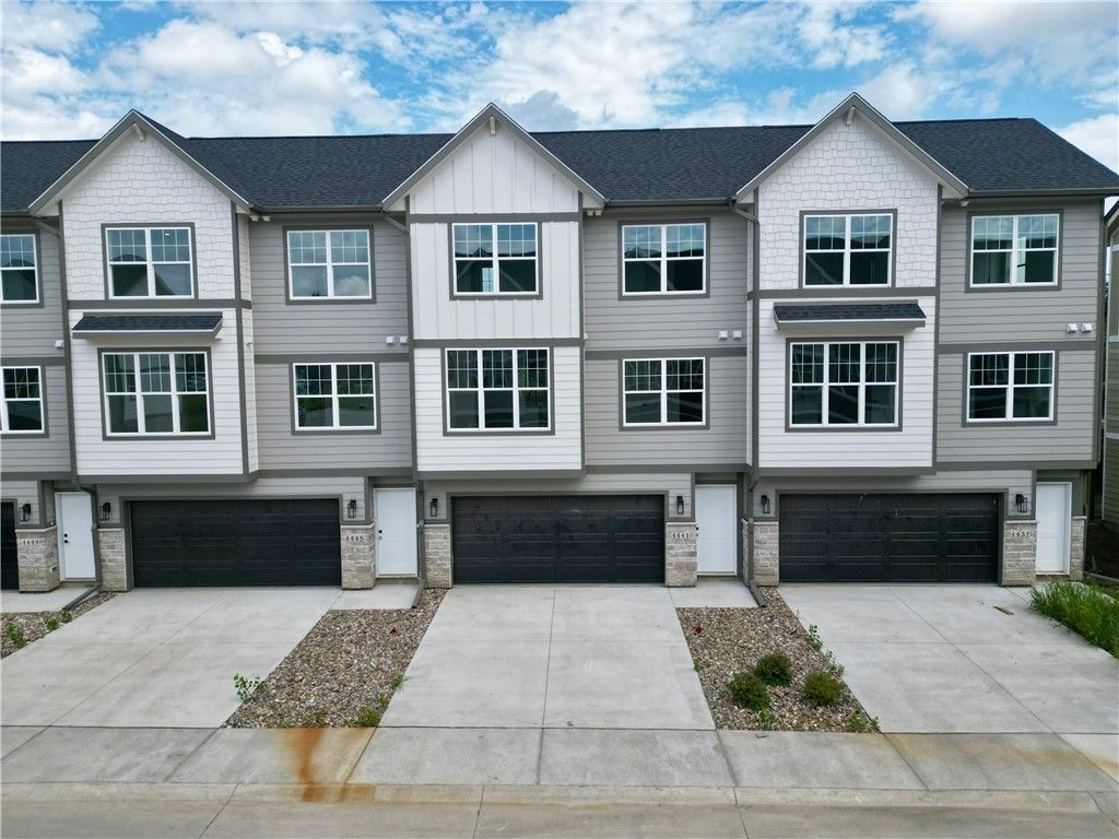 4472 154th Street, Urbandale, IA 50323