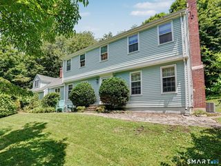 20 Pocconock Trail, Ridgefield, CT 06877