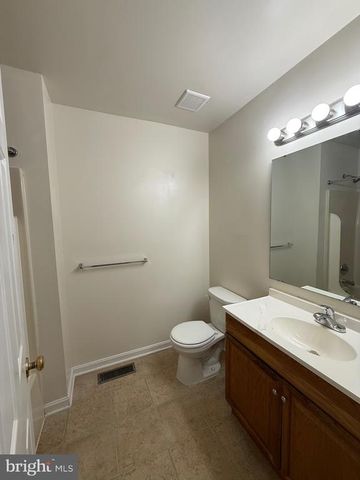 7112 SHARON RD, Fredericksburg, VA 22407
