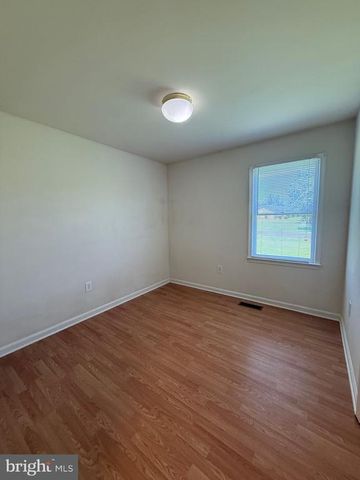 7112 SHARON RD, Fredericksburg, VA 22407