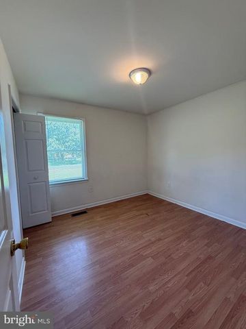 7112 SHARON RD, Fredericksburg, VA 22407