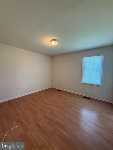 7112 SHARON RD, Fredericksburg, VA 22407