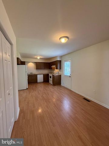 7112 SHARON RD, Fredericksburg, VA 22407