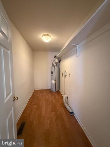 7112 SHARON RD, Fredericksburg, VA 22407