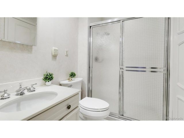 3292 S Onieda Way, Denver, CO 80224