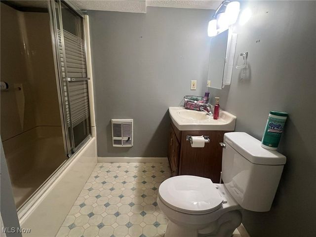 121 Park Drive, St Clairsville, OH 43950