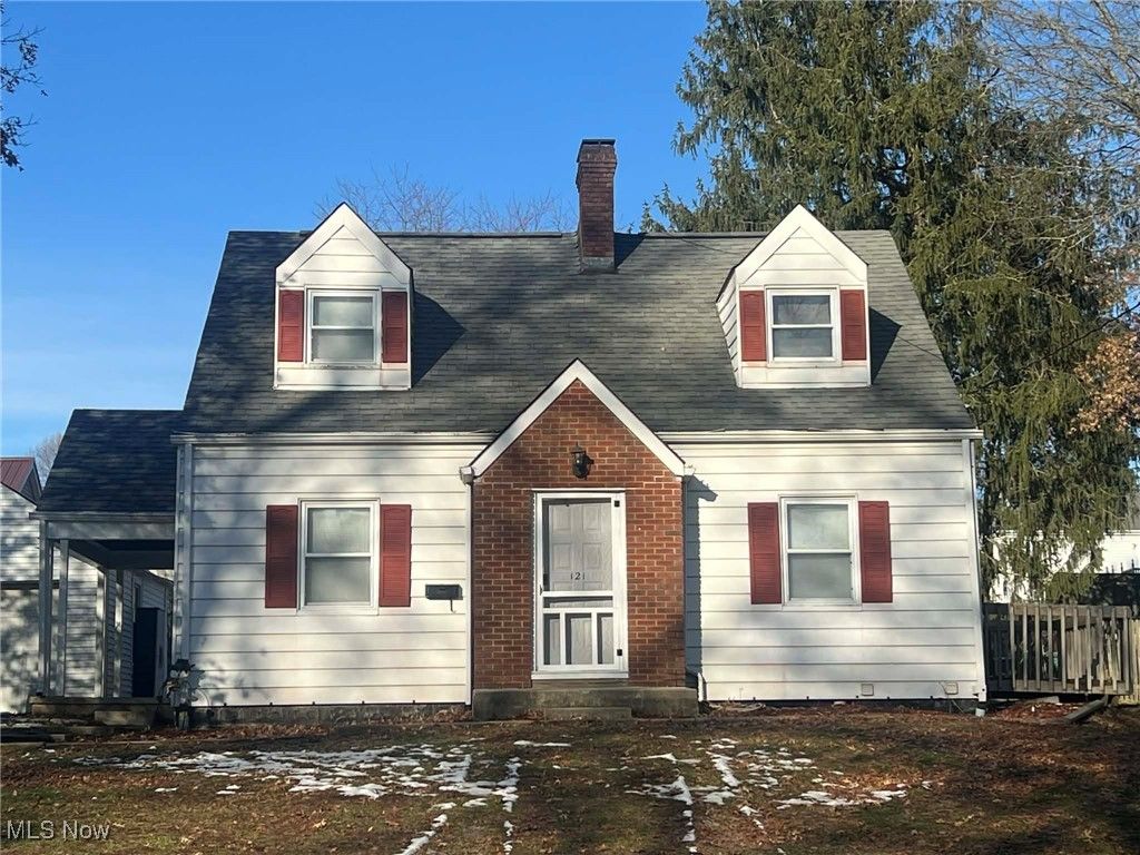 121 Park Drive, St Clairsville, OH 43950