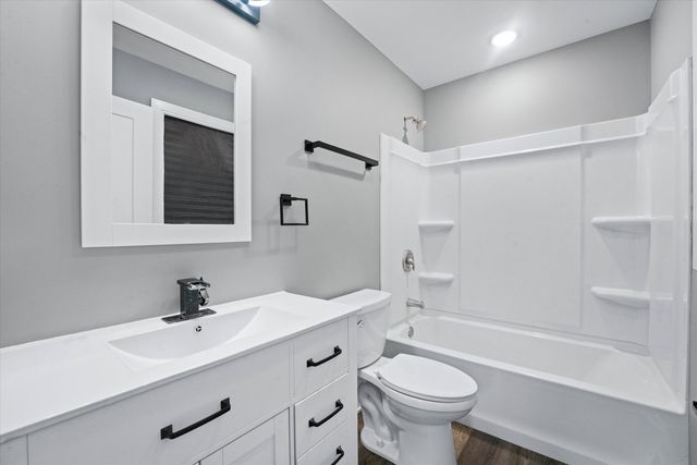1016 S State Street 2, Lockport, IL 60441