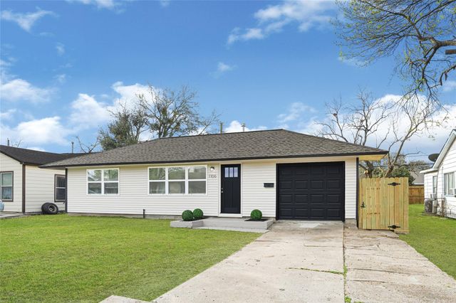 1106 Pauline Avenue, Pasadena, TX 77502