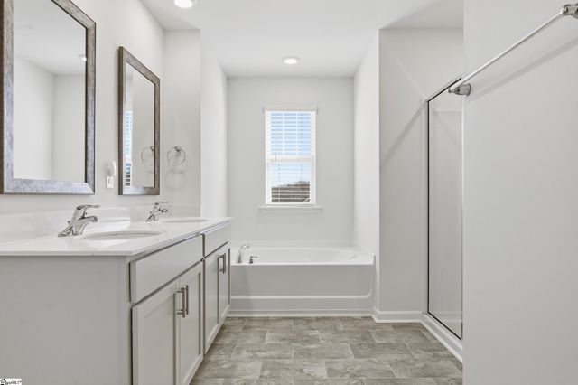 870 Barlow Lane, Woodruff, SC 29388